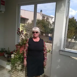 Apartman Ticic, Povljana